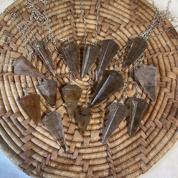 Crystal Pendulum Healing Pointed Pendant Faceted Gemstone Quartz Smoky Clear - Picture 7 of 12